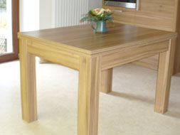 Tisch Bild 6
